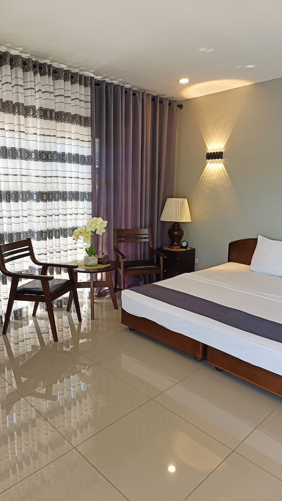 Erynn Chalet bedroom